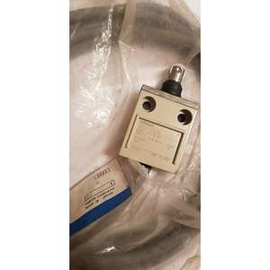 Interrupteur de fin de course compact D4C-1932 en boîtier métallique pour fabrication japonaise, emballage d'origine, NEUF - Product Image 1