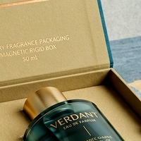 Boîte à parfum rigide de luxe personnalisée, style livre vert magnétique, pour une seule bouteille, présentation élégante