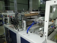 Machine automatique DZB-A500 pour la fabrication de sacs en plastique à double couche, pour sacs de courses de supermarché, sacs à poignée, sacs à fond plat et sacs à rouleaux sans noyau