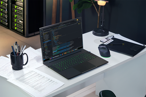 Portátil para Juegos <span class=keywords><strong>Razer</strong></span> <span class=keywords><strong>Blade</strong></span> <span class=keywords><strong>18</strong></span> 2026 de <span class=keywords><strong>18</strong></span>'' 4K 3840x2400 240Hz Ultra 9 290HX Plus con 32GB de RAM DDR5, 1TB/2TB SSD, RTX 5070Ti/5080/5090 - Product Image 5
