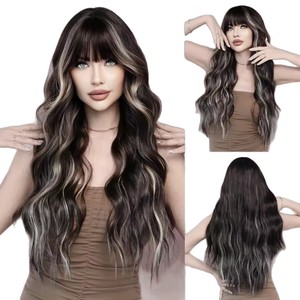 วิกผมยาวหยิกแบบแบรนด์ในประเทศ พร้อมหน้าม้าปัดข้าง สีดำ ขาว น้ำตาลทอง เส้นผมทนความร้อนสูง แนวไรผมธรรมชาติ - Product Image 3