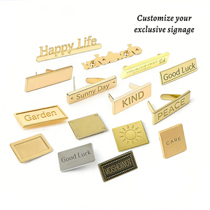 Etiqueta Metálica Personalizada con Nombre Grabado <span class=keywords><strong>para</strong></span> <span class=keywords><strong>Ropa</strong></span>, Placa Metálica con Logotipo Personalizado <span class=keywords><strong>para</strong></span> Bolsos, Etiqueta <span class=keywords><strong>para</strong></span> Herrajes <span class=keywords><strong>de</strong></span> Bolsos/<span class=keywords><strong>Ropa</strong></span> - Product Image 2