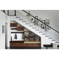 Chambre sur mesure Maximiser l'espace Armoire Conception sur mesure Rangement sous escalier Chambre irrégulière Armoire sur mesure de qualité supérieure