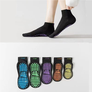 <span class=keywords><strong>Pokiddo</strong></span> niños y adultos patio interior Calcetines antideslizantes trampolín Parque atracciones personalizado fluorescente trampolín Calcetines - Product Image 4