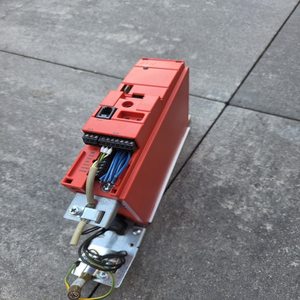 100% origineel op voorraad B Inverter MC07B0004-5A3-4-00 Volledig werkend Uitstekend - Product Image 1