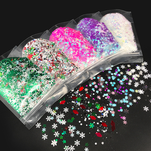 Polyester flocons <span class=keywords><strong>de</strong></span> neige paillettes chunky paillettes <span class=keywords><strong>de</strong></span> noël - Product Image 1