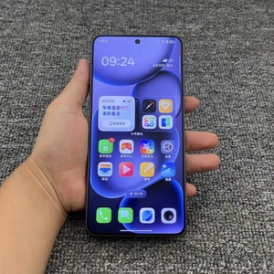 OPPA Find X8 Ultra หน้าจอ AMOLED 6.8 นิ้ว 120Hz 2K 5G ระบบปฏิบัติการ Android 13 Octa Core แรม 12GB/16GB ความจุ 256GB กล้องหน้า 32MP กล้องหลัง 50MP รองรับ CDMA LTE - Product Image 2