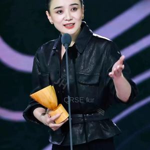 Haying 2025 autunno nuova <span class=keywords><strong>giacca</strong></span> di <span class=keywords><strong>pelle</strong></span> da motociclista di fascia alta da <span class=keywords><strong>donna</strong></span> <span class=keywords><strong>giacca</strong></span> impermeabile <span class=keywords><strong>giacca</strong></span> di montone di canzone Jiatong - Product Image 4