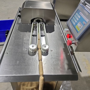 Machine à lier automatiquement les saucisses à moteur haute performance pour <span class=keywords><strong>chorizo</strong></span> et hot-dogs 220V - Product Image 6
