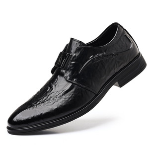 Mocassins en cuir noirs à bout pointu pour hommes, à enfiler, chaussures habillées et décontractées pour jeunes de 18 à 40 ans - Product Image 5