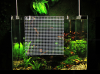 Diviseur de grille de poisson en plastique Support durable Plateau de réservoir de poisson Caisse à oeufs Grille de poisson en plastique durable pour aquarium