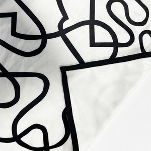 <span class=keywords><strong>Funda</strong></span> De Almohada abstracta decorativa para el hogar de 18x18, <span class=keywords><strong>funda</strong></span> de cojín de impresión Digital de línea suave negra con tubería - Product Image 6