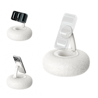 Support de téléphone rotatif magnétique à 360 degrés en forme de coussin en peluche pour tablette, idéal pour regarder la télévision, jouer ou regarder des diffusions en direct à la maison ou au lit
