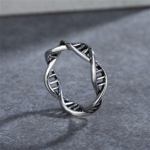 Verlovingsgeschenk Vergulde Roestvrijstalen Holle Ringen Draai <span class=keywords><strong>Dna</strong></span> Helix Ringen - Product Image 2