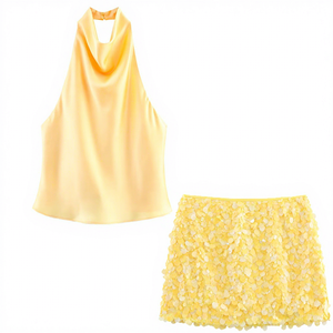 GX1435 Mode Zomer Sexy Kleding Boetiek Streetwear Dames Halter Satijnen Tops en Pailletten Minirok 2-delig Set - Product Image 2