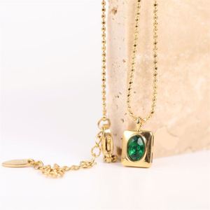 Fashionable Court Style 18K Gold Plating Stainless Steel Jewelry Diamond Pendant Necklace - Product Image 3