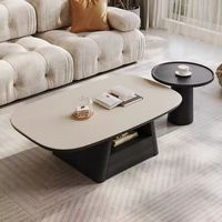 Ensemble de table basse élégante et moderne pour salon, avec plateau en pierre frittée légère et base en bois, pour la maison ou le bureau