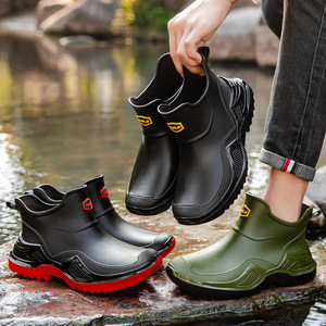 <span class=keywords><strong>Zapatos</strong></span> de Cocina de Suela Gruesa Antideslizantes y Resistentes al Desgaste para <span class=keywords><strong>Hombre</strong></span>, de <span class=keywords><strong>Terciopelo</strong></span>, de Tubo Corto, a la Moda - Product Image 1