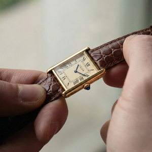 CILOA puede personalizar relojes cuadrados dorados para hombre, regalos de lujo nuevos, elegantes y de alta calidad, relojes de cuarzo impermeables. - Product Image 4