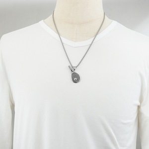 Yunnique – collier avec pendentif raquette de tennis en acier inoxydable, chaîne de 60cm, couleur argent, bijoux à la mode pour hommes - Product Image 4