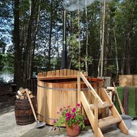 Bain à remous extérieur au feu de bois en cèdre rouge Gazebo Chauffage au bois 6-8 personnes Bain à remous extérieur
