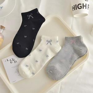 Vớ cổ chân cotton dệt kim mỏng thêu nơ tùy chỉnh bán buôn, số lượng đặt hàng tối thiểu nhỏ, kiểu dễ thương <span class=keywords><strong>Kawaii</strong></span>, chất liệu gân, dành cho nữ, mua số lượng lớn - Product Image 3