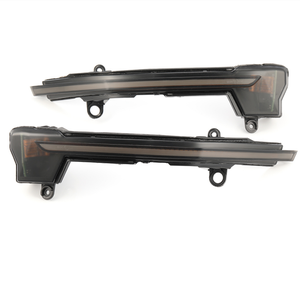 Indicatore di Direzione Dinamico Sequenziale per Specchietto Laterale con Lente Fumé e Effetto Acqua Scorrevole per SEAT Ateca Cupra <span class=keywords><strong>Tarraco</strong></span> - Product Image 1