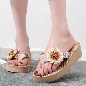 Sandales de plage d'été pour femmes de style ethnique bohème, tongs compensées à semelle épaisse augmentant la taille - Product Image 4