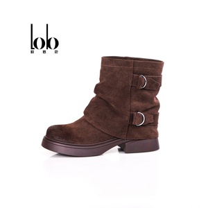 Bottes à semelle intermédiaire rétro pour femmes avec surface en cuir chaude et à la mode, semelle extérieure en caoutchouc, talon épais, chaussures pour femmes à la mode - Product Image 1