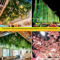 Décoration de plafond végétal simulé, aménagement paysager floral et végétal suspendu pour bars et restaurants