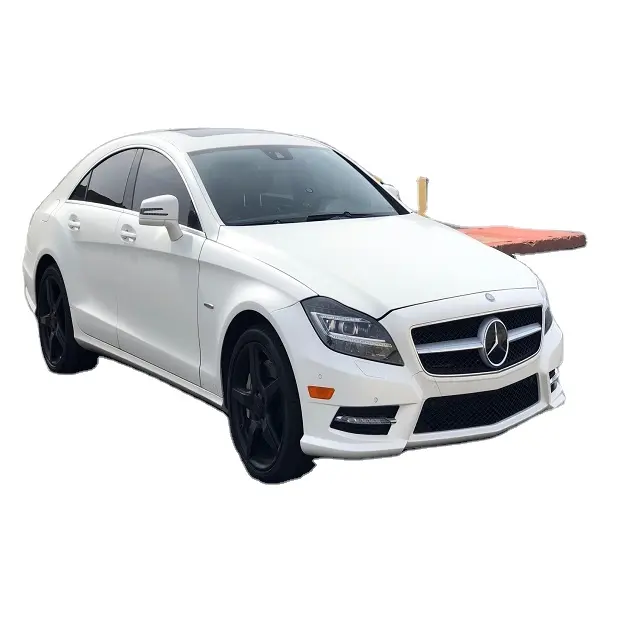 2012 kullanılan Mercedes Benz CLS 550 motor 8 silindir sürücü tipi 2WD iletim otomatik araç tipi Coupe dış renk beyaz