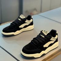 Nouvelles baskets décontractées tendance à semelle épaisse antidérapante, en cuir PU respirant et doublure en maille, style rétro automne