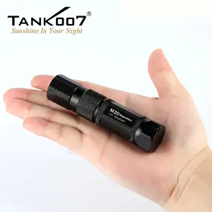 Tank007 Magnetische wasserdichte Duracell-LED-Taschenlampe mit magnetischem Schwanz