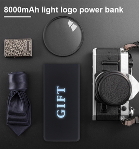 Banco del poder del tamaño de la tarjeta de los regalos <span class=keywords><strong>Bancos</strong></span> ligeros del poder del logotipo del puerto dual 5V 8000mAh <span class=keywords><strong>para</strong></span> el - Product Image 5