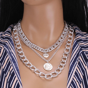 Collar de cadena de oro de varias capas con colgante de amor, diseño geométrico, joyería de moda para mujer - Product Image 3