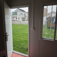 Maison conteneur préfabriquée en acier et bois, standard 20 pieds, démontable et respirante, pour hébergement de groupe et bureau en camp minier