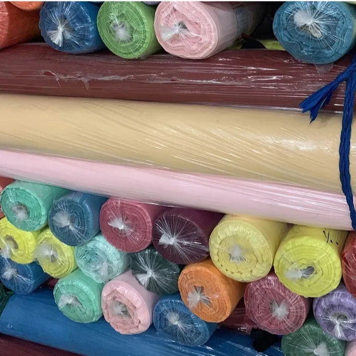 Tissu en popeline de couleur unie, stock: (65/35) T/C, 100 ~ 110gsm, 43 pouces/44 pouces