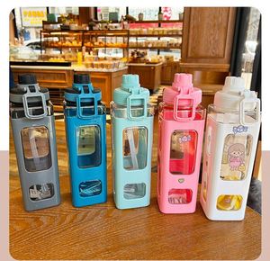 Bouteille d'eau pour enfants DD4412 avec paille, autocollant ours 3D mignon, sans BPA, en plastique, gobelet carré, compatible lave-vaisselle, portable - Product Image 3