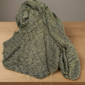 Foulard en soie tissé à la main et teint à la main 12% soie 88% coton, taille 80x180cm la sensation douce et luxueuse du tissu en soie sur votre peau - Product Image 3