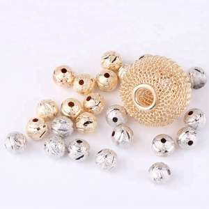 Rosario de latón tallado redondo <span class=keywords><strong>donde</strong></span> <span class=keywords><strong>comprar</strong></span> tienda a granel encantadores accesorios de cuentas indias correa de teléfono cuentas para ropa - Product Image 1