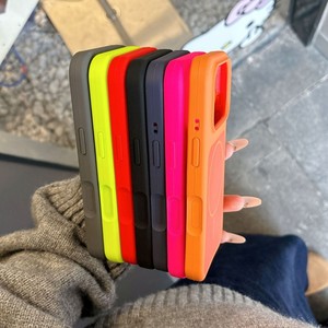 Coque de téléphone en silicone magnétique en caoutchouc aux couleurs néon Senyork pour iPhone 17 Air 16 Pro Max 15 14 Plus 13 Pro – Vente en gros usine - Product Image 3