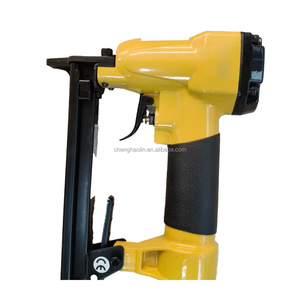 Utensili Pneumatici per Falegnameria, Chiodatrice Pneumatica di Precisione con Scarico Laterale - Product Image 1