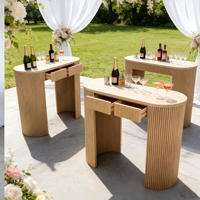 Table de bar contemporaine en bois massif à 2 tiroirs pour événements et mariages – Location de mobilier