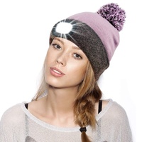 Berretto LED Luminoso ad Alta Luminosità, Caldo Cappello Invernale Lavorato a Maglia, Ricaricabile USB, per Sport all'Aperto, Spiaggia, Viaggi, Unisex