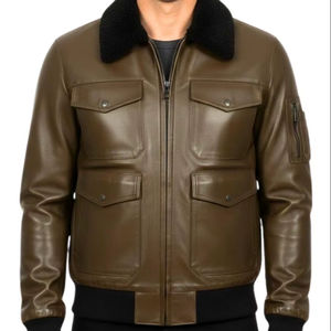 Chaqueta de Piloto de Cuero Genuino Premium para Hombre con Cuello de Piel y Bolsillos Utilitarios - Product Image 1
