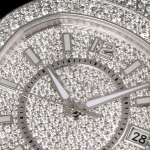 Montre de luxe de haute qualité avec bracelet en acier inoxydable, mouvement mécanique, style hip-hop, date, et cadran entièrement serti de diamants en cristal de saphir - Product Image 6