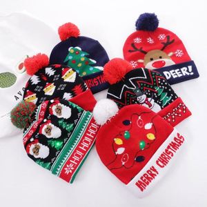 Gorros Navideños con Luces LED al por Mayor - Product Image 2