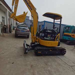 Excavadora Komatsu PC30MR usada a la venta, 3 toneladas con motor central y componentes de bomba - Product Image 3