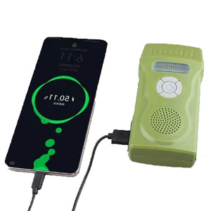 Lampe torche rechargeable à manivelle d'urgence, étanche, LED, lumière blanche pure, 50 000 heures d'autonomie - Product Image 2
