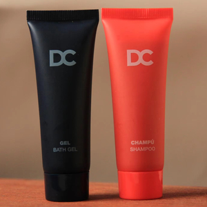 Gel douche écologique 30ml avec logo personnalisé Maillot de bain recyclable pour hôtel Star Collection - Product Image 1